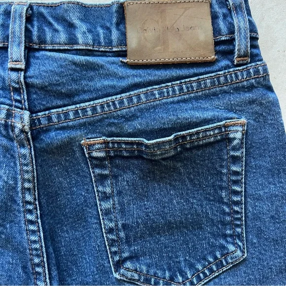 Vintage Calvin Klein Medium Wash Straight Jeans – Size 3 – Excellent Condition - Picture 4 of 7